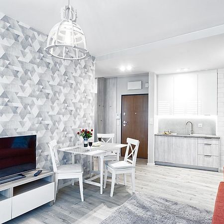 E-Apartments Dzielna 72 วอร์ซอ ภายนอก รูปภาพ